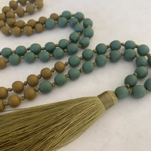Load image into Gallery viewer, Sorbet Tassel Necklace - Moss
