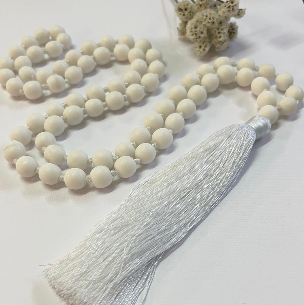 Sorbet Tassel Necklace - white