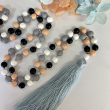 Load image into Gallery viewer, Sorbet Tassel Necklace - Pearl River
